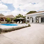 Rahes Villa With Private Pool