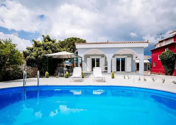 Rahes Villa With Private Pool